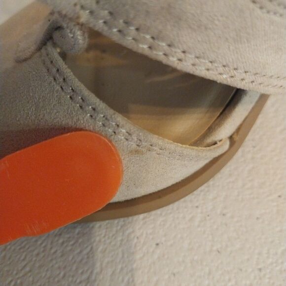 Simply Vera Wang Women’s Sviman Heels Sz 9M Taupe Strappy Faux Suede Open Toe - Picture 10 of 10